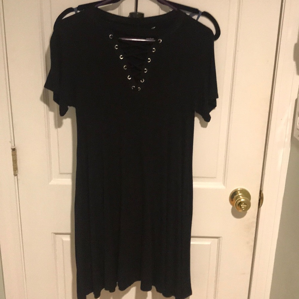 Black t shirt dress